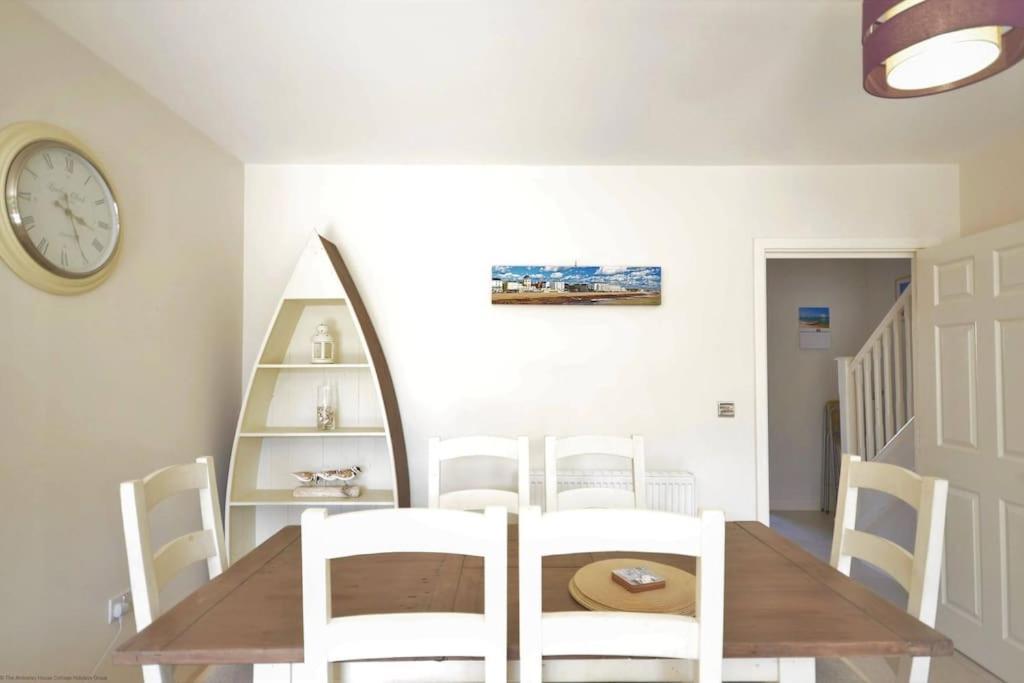 Holiday home Pebble House